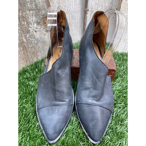 Free People Royale Flat Gray Black Leather Pointed Flats Women's EU38 US 8 - Picture 3 of 9